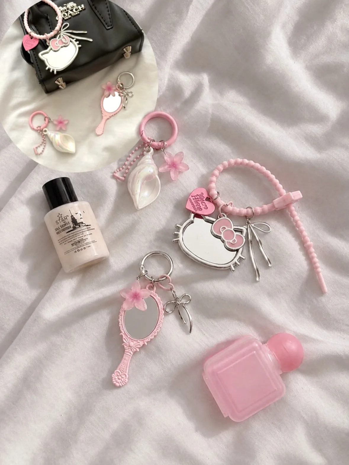 آویز کیتی و آویز آینه